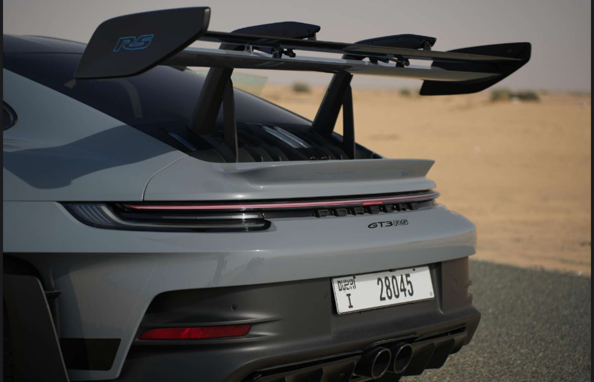 Porsche 911 (2025)