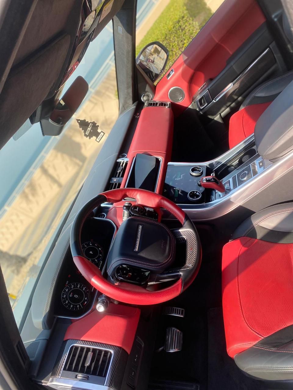 Range Rover SVR